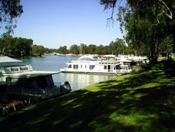 Koala Houseboats