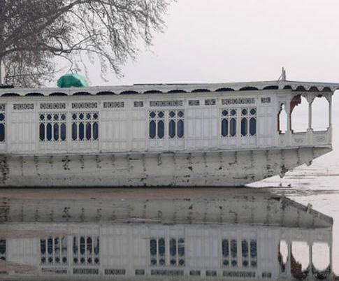 Marco Polo Houseboats