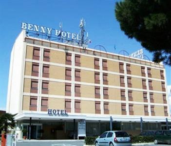 Benny Hotel