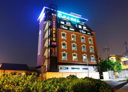 Goodstay Q Hotel Yongin