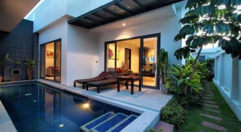 Seastone Private Pool Villas