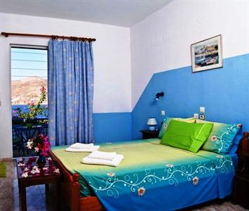 Faros Rooms
