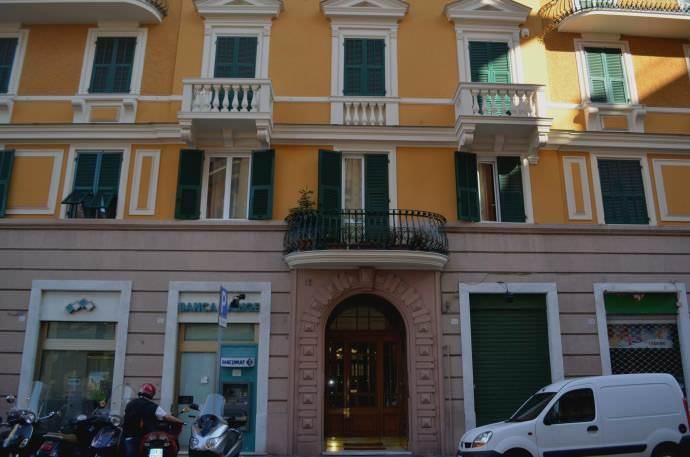 Homestay in Genoa near Basilica di Nostra Signora Assunta