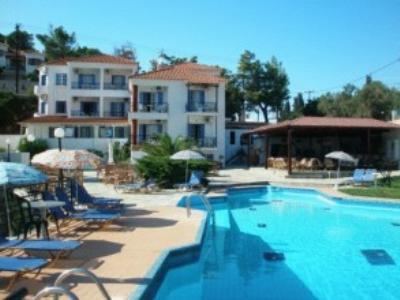 Ostria Hotel Stafylos