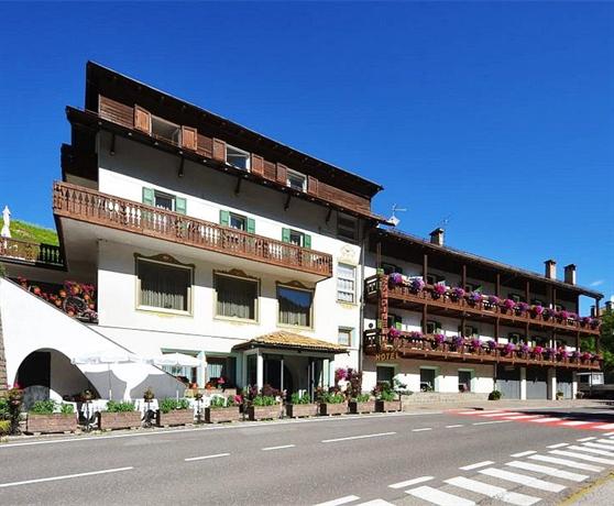 Hotel La Rondinella Moena