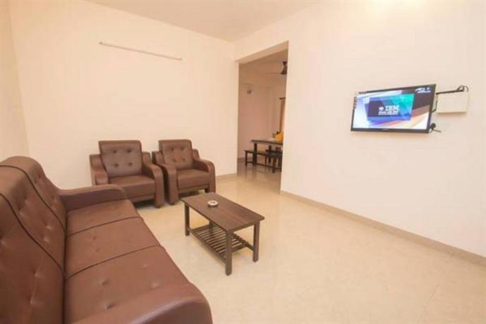 ThulasiRams Service Apartments