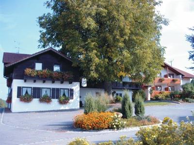 Zur Linde Gasthof-Pension