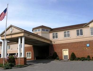 Senator Inn & Spa