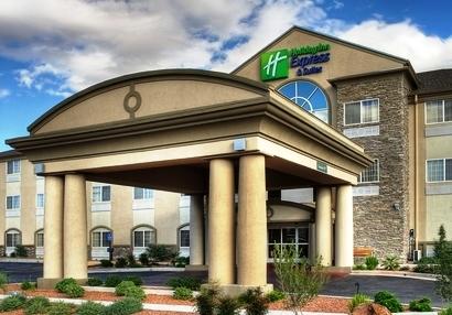 Holiday Inn Express Hotel & Suites Carlsbad