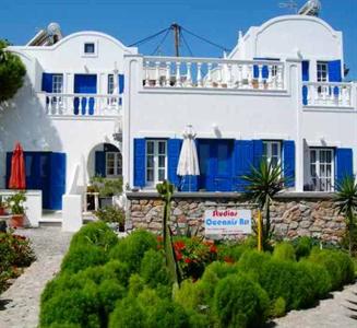 Studios Oceanis Bay Kamari