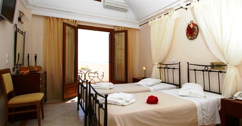 Epavlis Hotel
