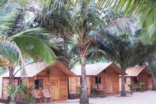 Tina Beach Resort