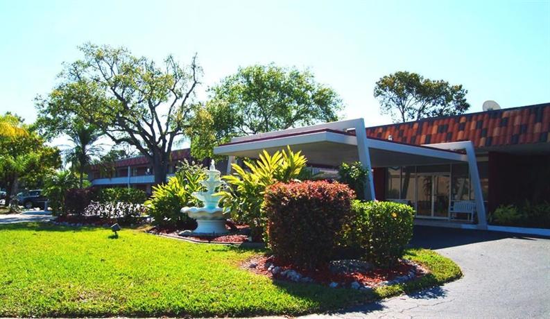 Baymont Inn & Suites Sarasota