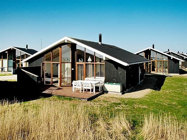 Three-Bedroom Holiday home in Ulfborg 1