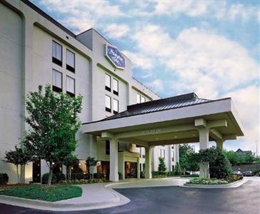 Best Western Plus Portsmouth-Chesapeake Hotel