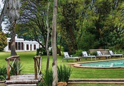 Leeuwenhof Country Lodge & Garden Spa