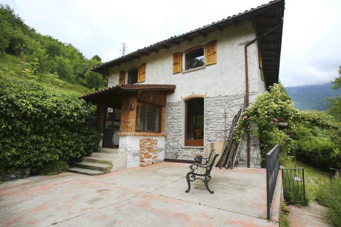 Homestay in Zone near Lake Iseo