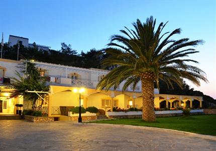 Dolphin Bay Hotel