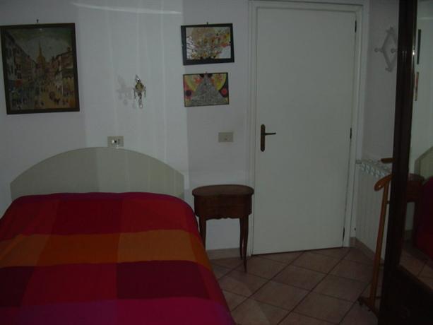 Homestay in Aurelio near Tomb of Pope Alexander VII