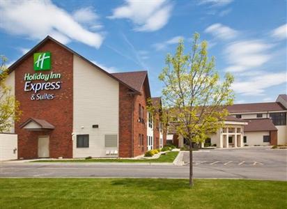 Holiday Inn Express Hotel & Suites Watertown (South Dakota)