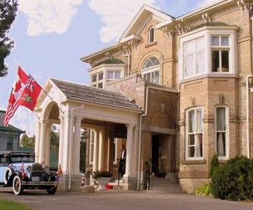 Perth Manor Boutique Hotel