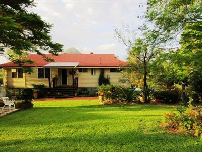 Pomona Country Cottage