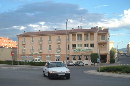 Avenida del Sotillo Hotel La Lastrilla