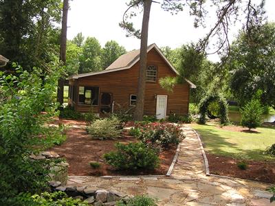 Shalom House Bed and Breakfast