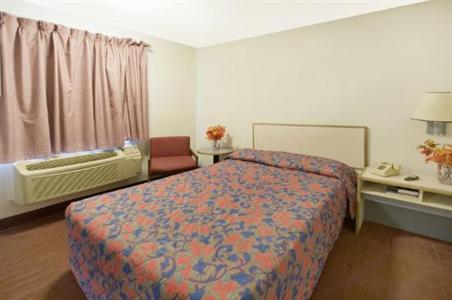 Travel Inn Motel Hartford