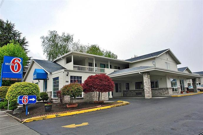 Motel 6 Portland Mall