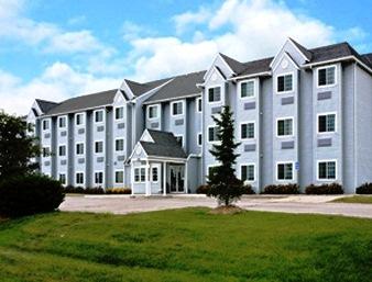 Microtel Inn & Suites Ames