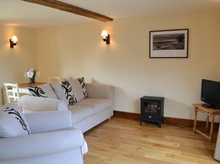 Lamb farm holiday cottages