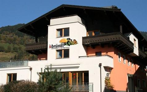 S'Brundl Yougendgastehaus Piesendorf