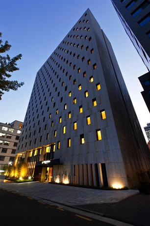 Golden Tulip M Hotel Seoul Myeongdong