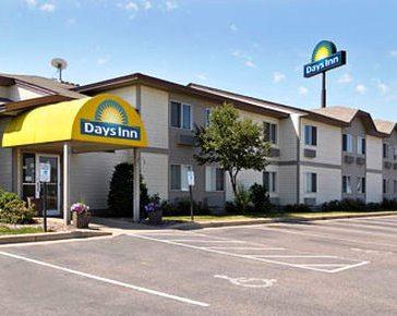 Days Inn Eau Claire West