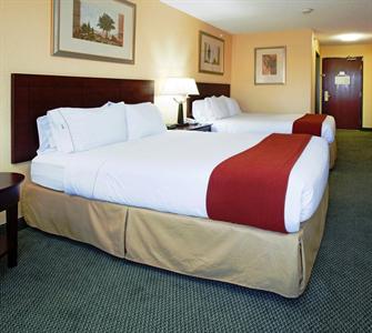 Holiday Inn Express - Air Force Academy