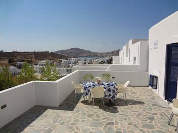 Charoula Apartments