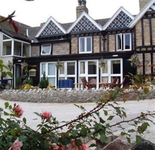 Peveril of the Peak Hotel