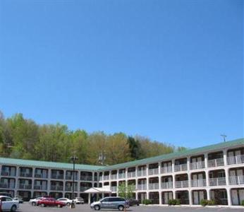 Summersville Lake Inn