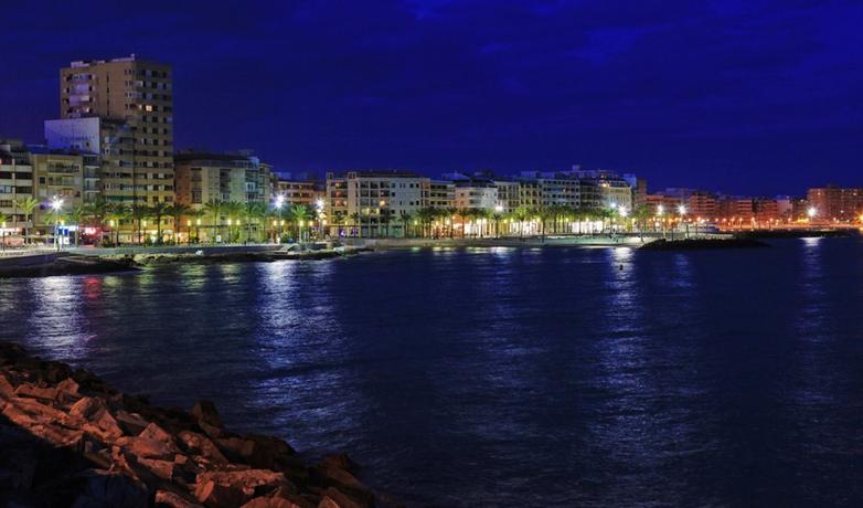 Apartment Playa Los Naufragos in Torrevieja