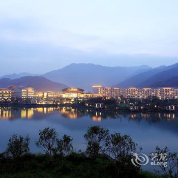 Huacheng New Century Resort Ningbo