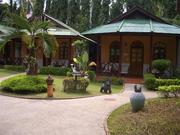 Eden Bungalow Resort