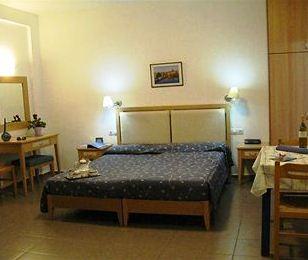 Anna Apartments & Studios