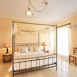 The Boathouse Hotel Kamari