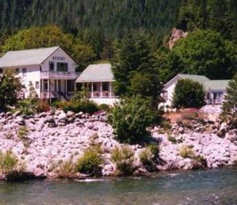 Downieville River Inn and Resort