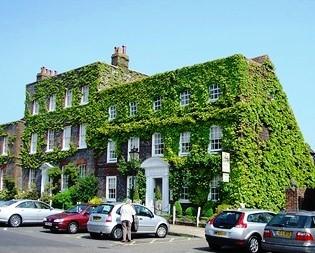The Old House Hotel