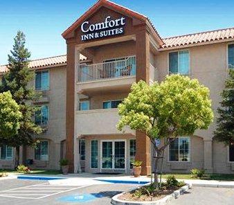 Comfort Inn and Suites Visalia