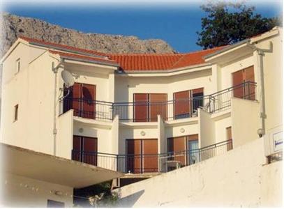 Apartments Caleta