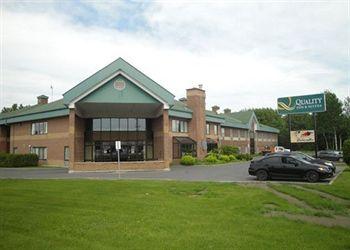 Quality Inn & Suites Hawkesbury