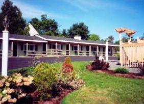 Seascape Motel and Cottages